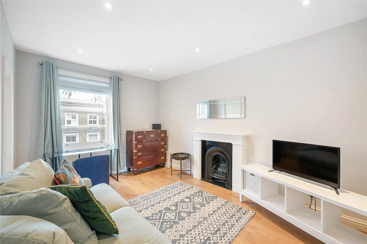 Finborough Road, London, SW10, photo 2