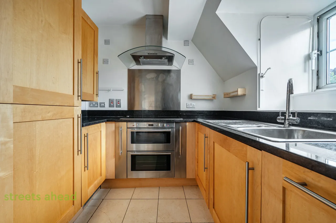 Foxley Lane, Purley, CR8, photo 6
