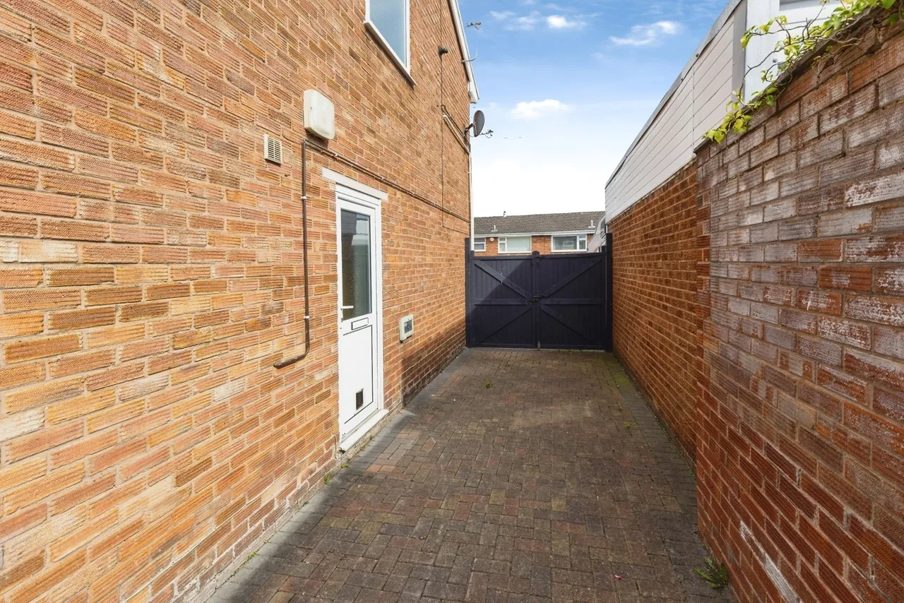 Queensway, Gwersyllt, LL11, photo 18
