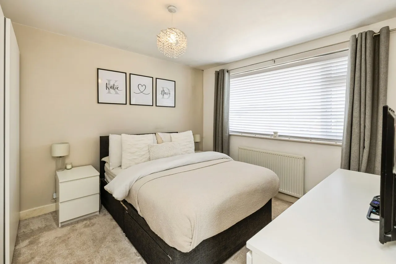 Queensway, Gwersyllt, LL11, photo 9