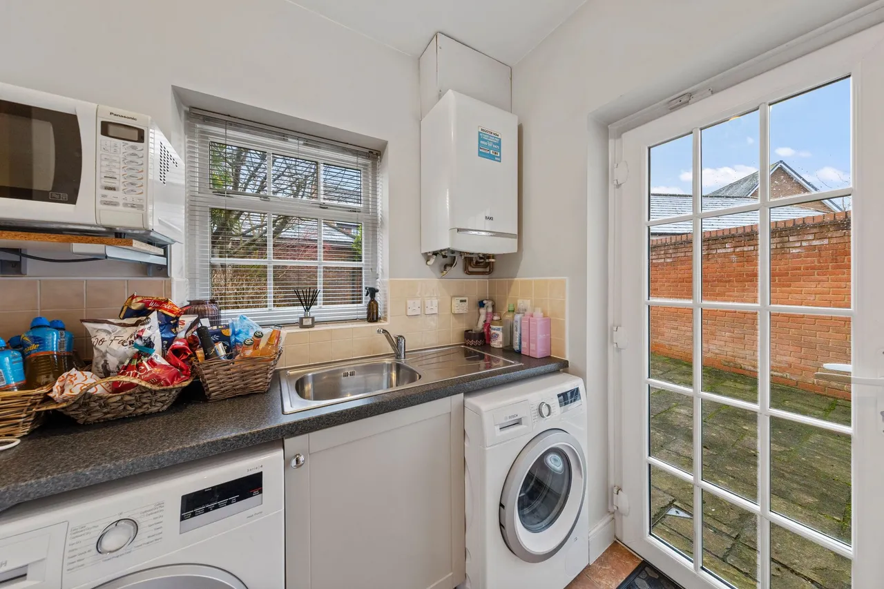 Winwick Park Avenue, Winwick, Warrington, Warrington, WA2 8XA, photo 13
