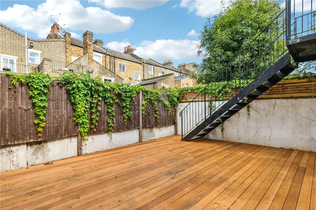 Mallinson Road, London, SW11, photo 10