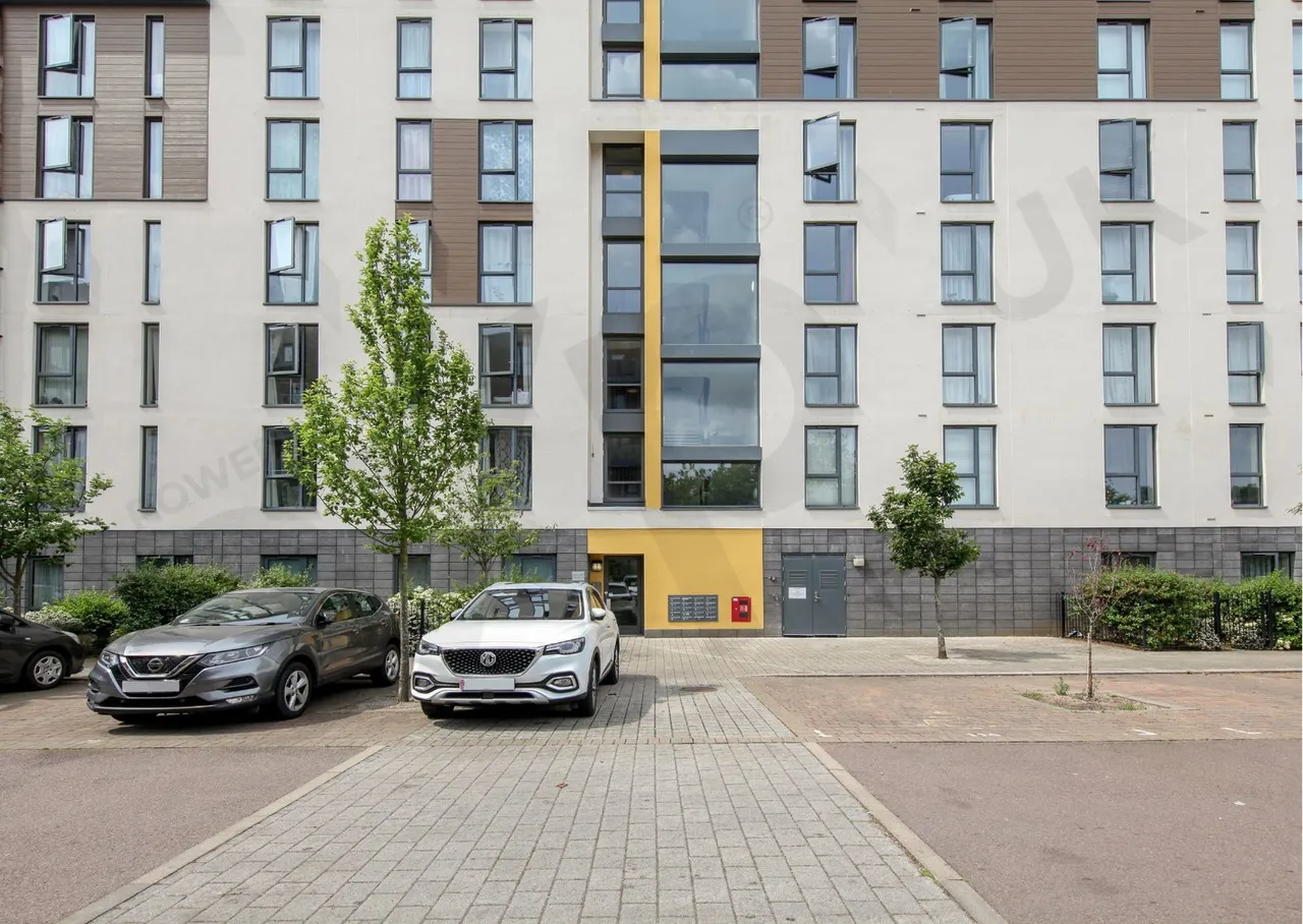 Salk Close, Colindale London, NW9, photo 17