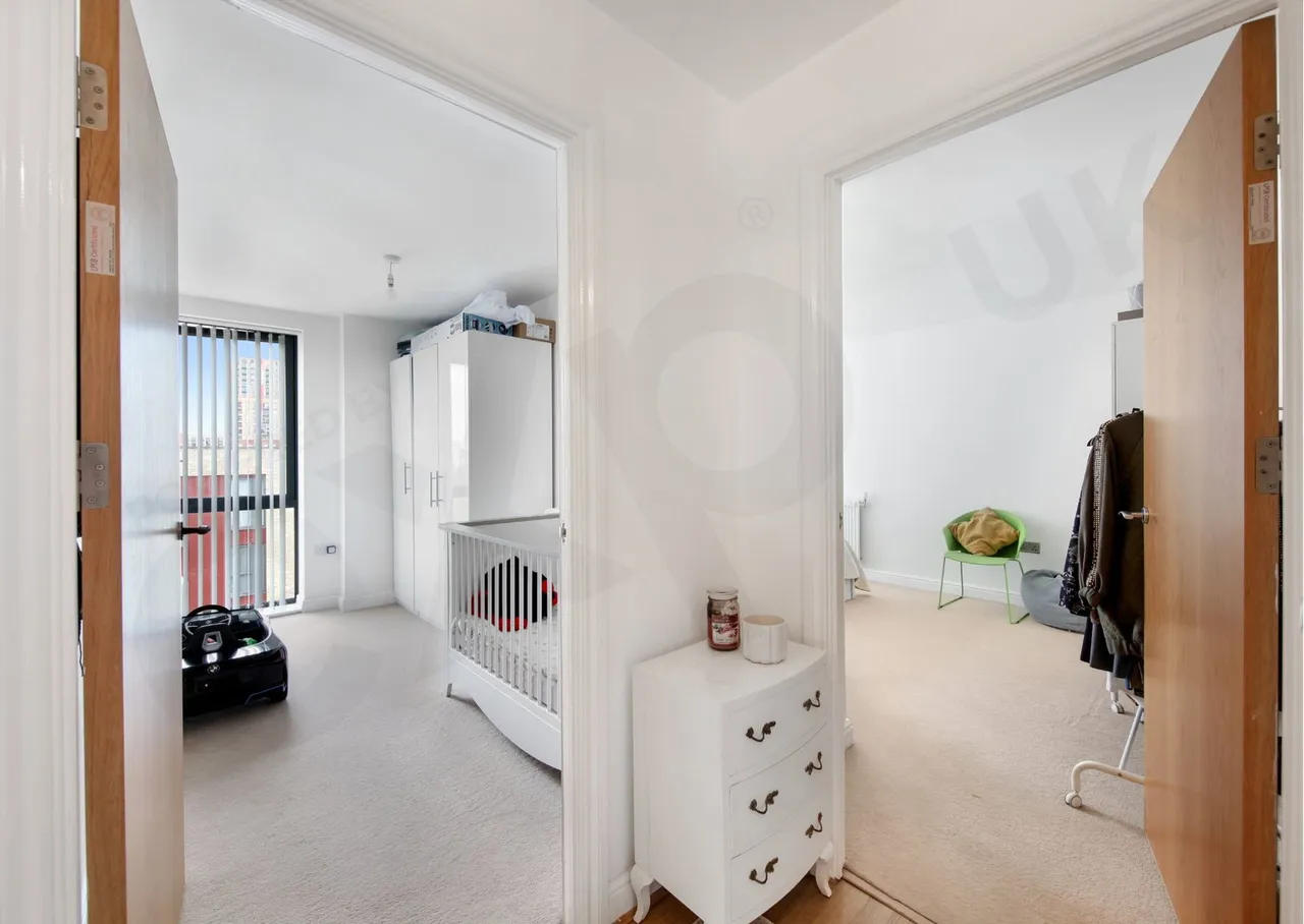 Salk Close, Colindale London, NW9, photo 11