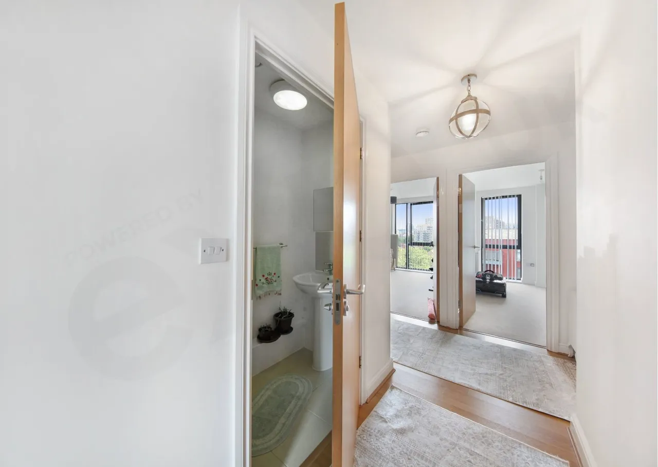 Salk Close, Colindale London, NW9, photo 5
