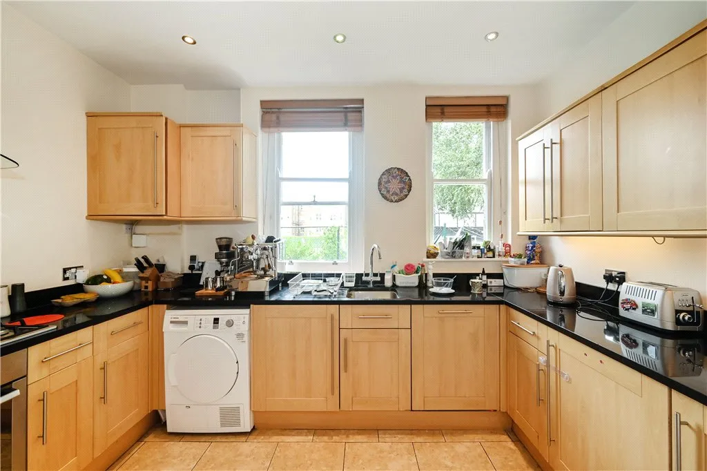 Delaware Road, London, W9 2, photo 16