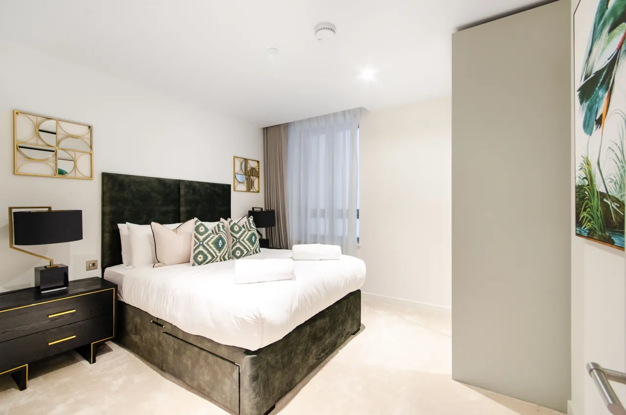 Apartment 23, Garrett Mansions, West End Gate, London, photo 5