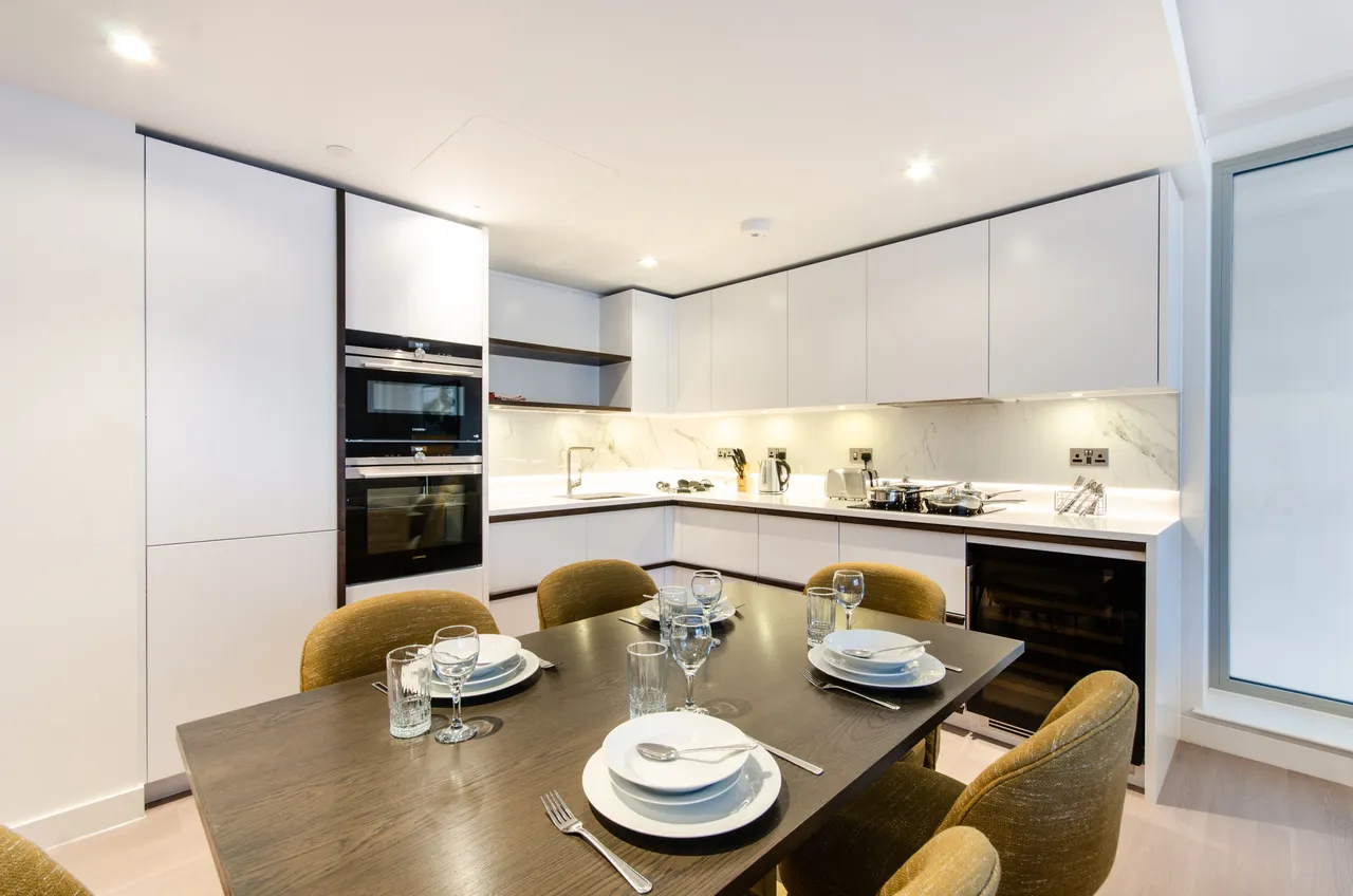 Apartment 23, Garrett Mansions, West End Gate, London, photo 7