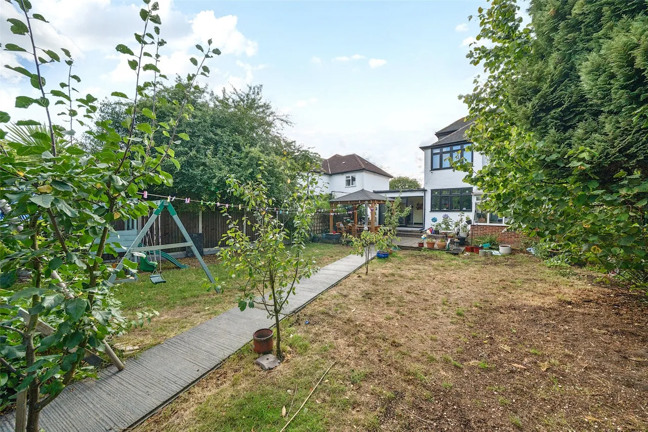 Riefield Road, SE9, photo 19