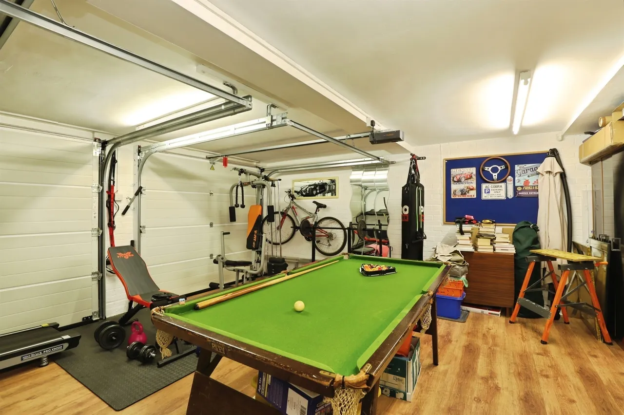 Church Lane, Huntingdon, PE26, photo 3