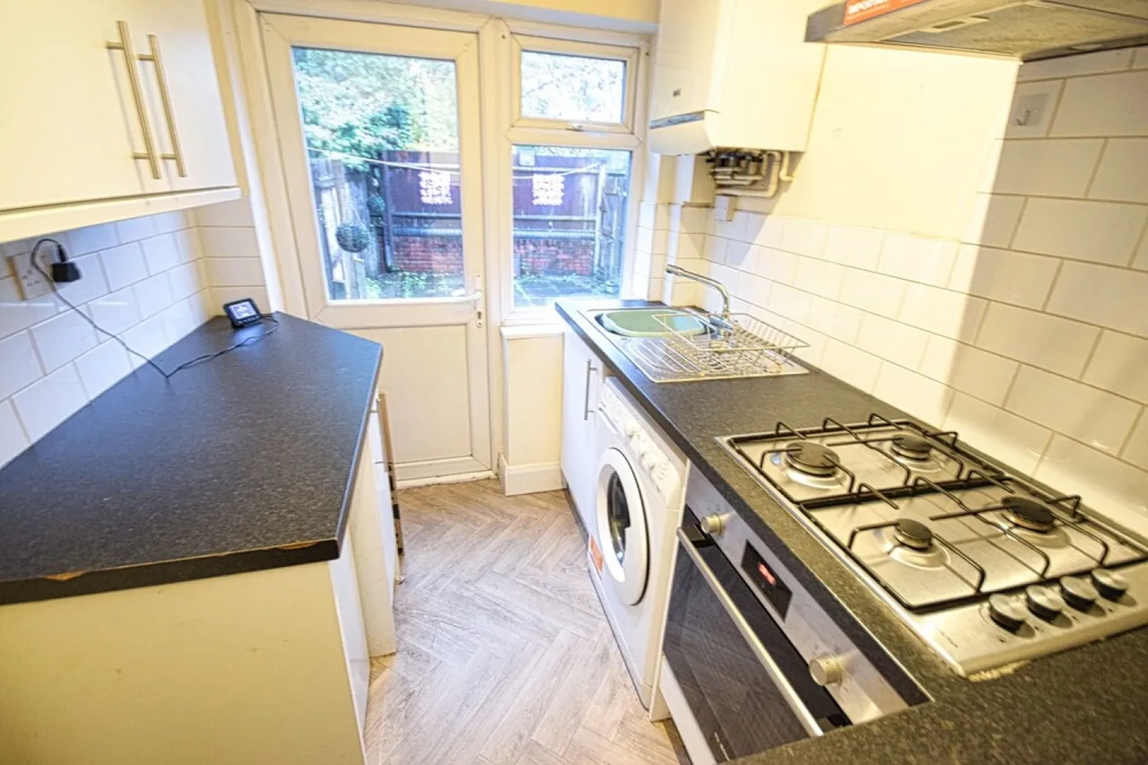 Station Road, Northfield, B31, photo 6