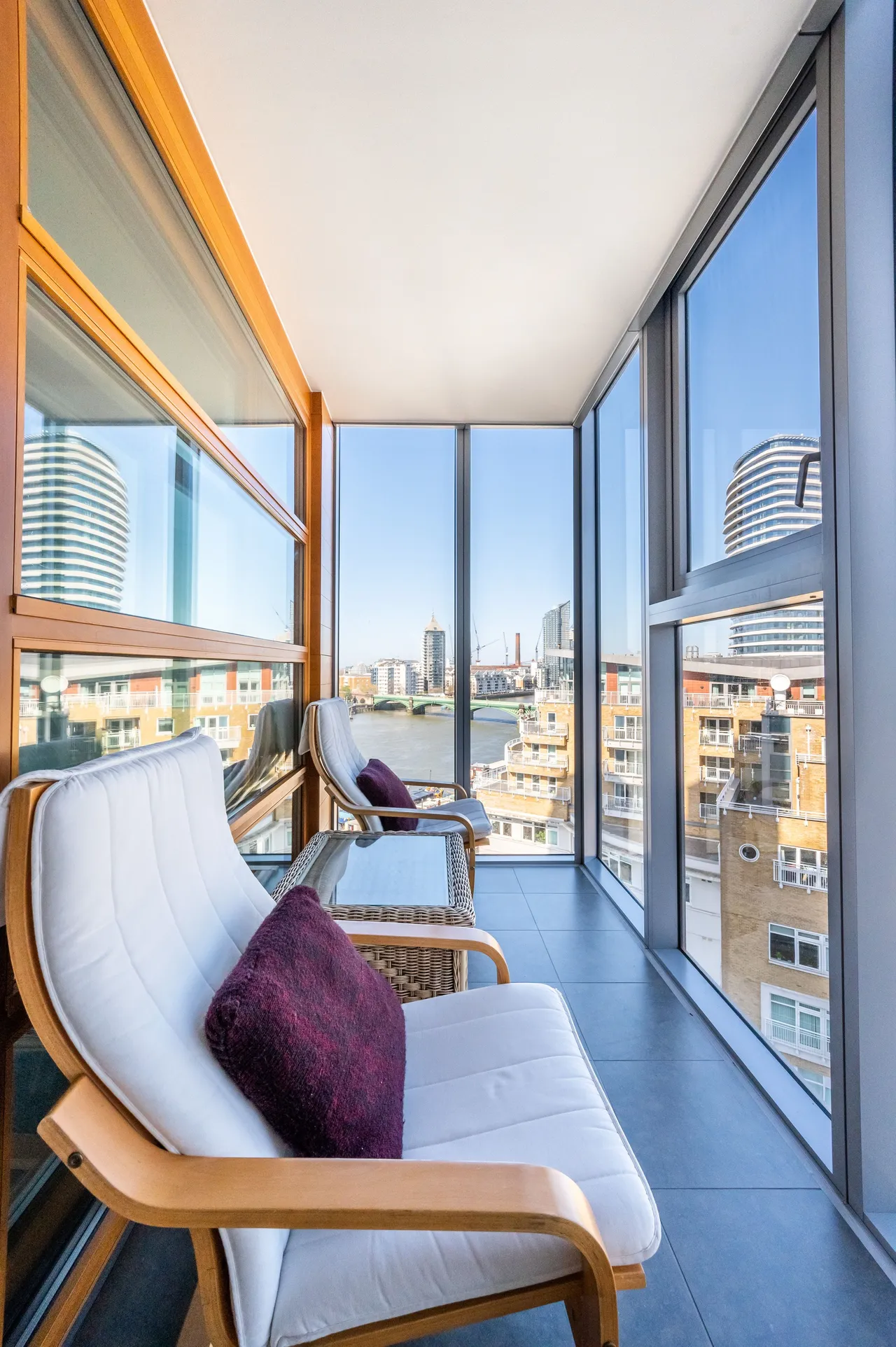 702 Falcon Wharf, 34 Lombard Road, London, photo 6