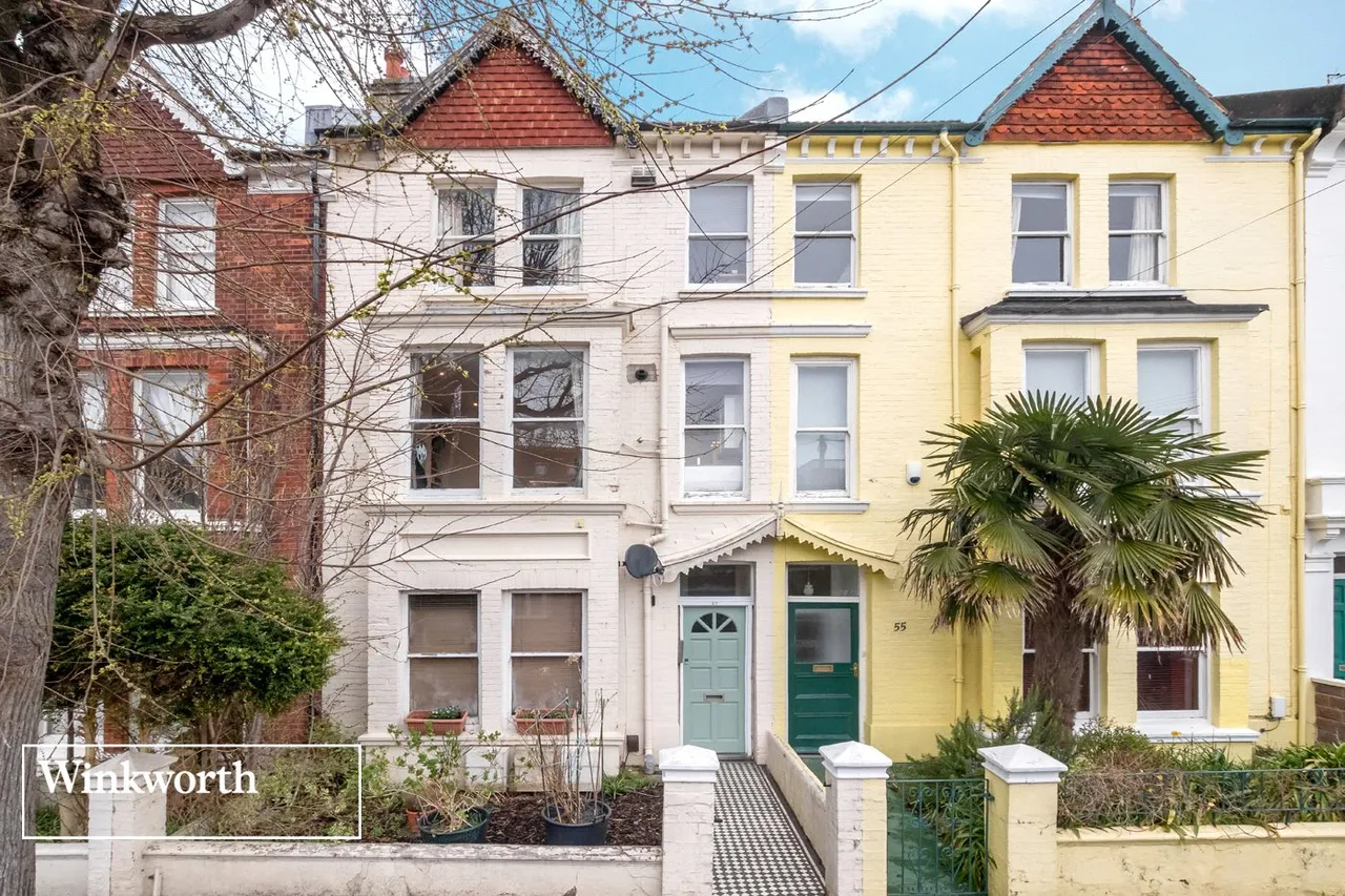 1 bed flat for sale, Lorna Road, Hove, BN3