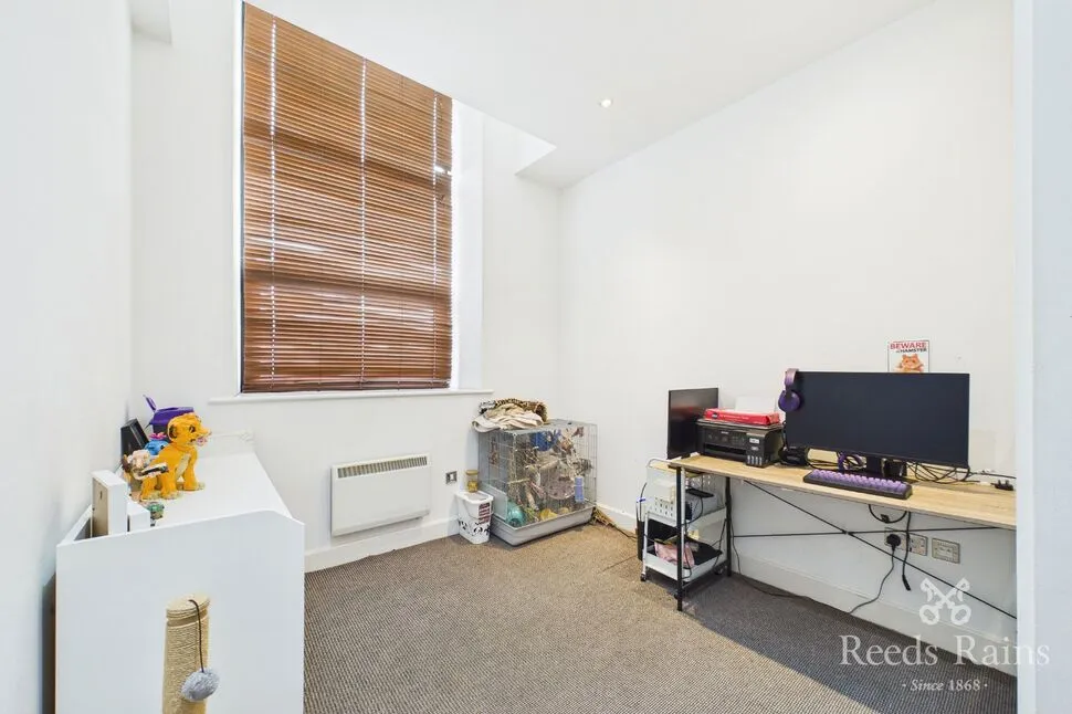 Cavendish Court, Drighlington, BD11, photo 5