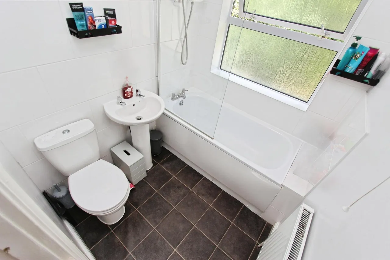 School Lane, Chilwell, NG9, photo 13