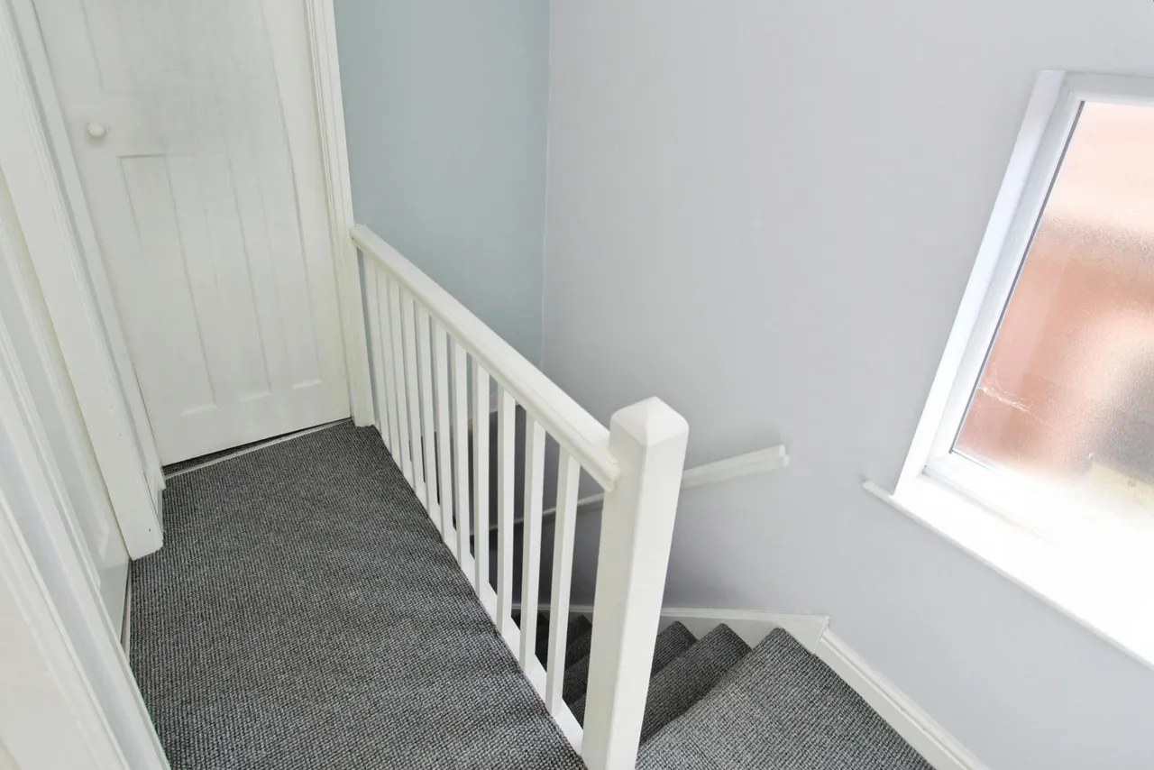 School Lane, Chilwell, NG9, photo 6