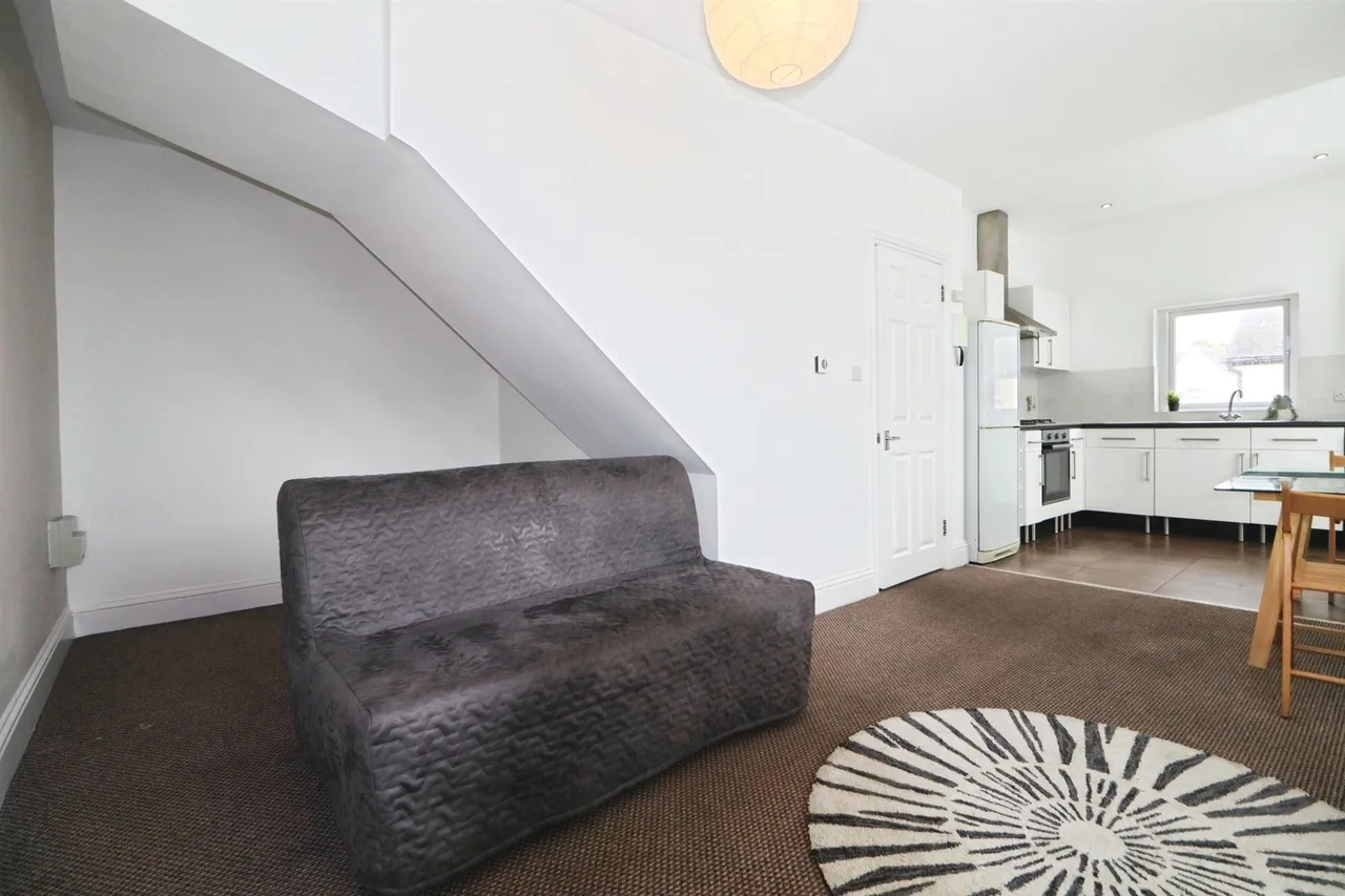 Machen Place, Cardiff, CF11, photo 4