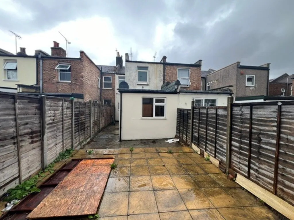 Wimborne Road, Edmonton, N9, photo 13