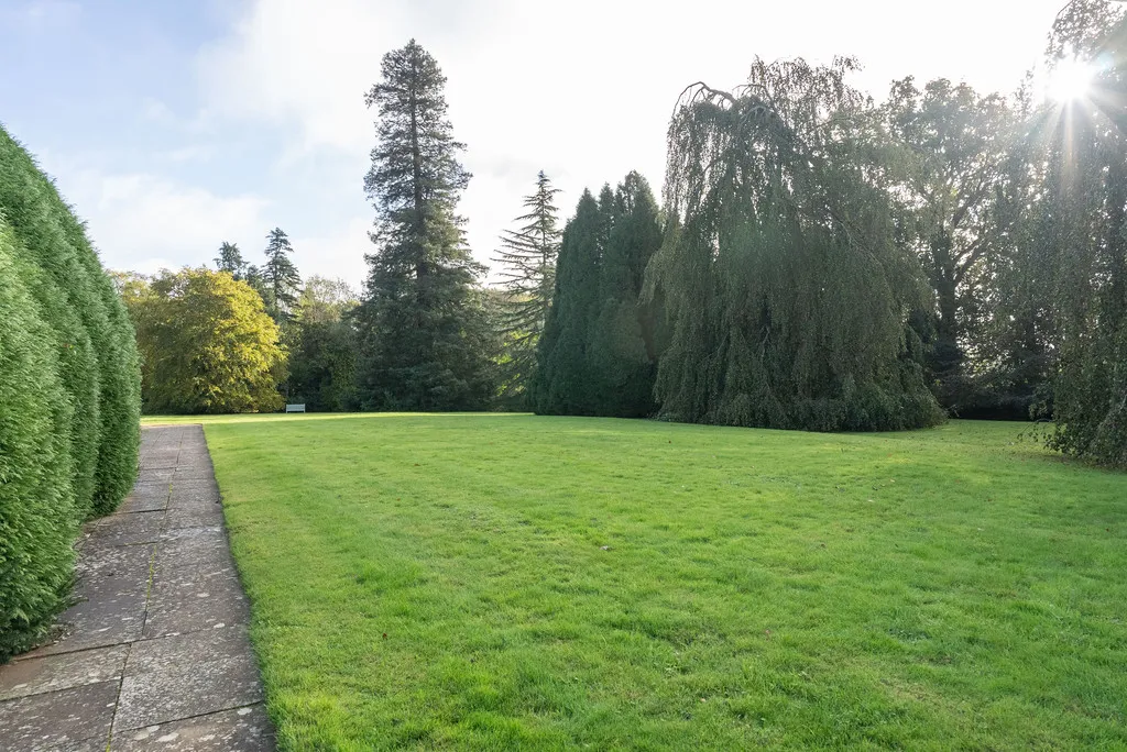 Grenehurst Park, Capel, RH5, photo 14