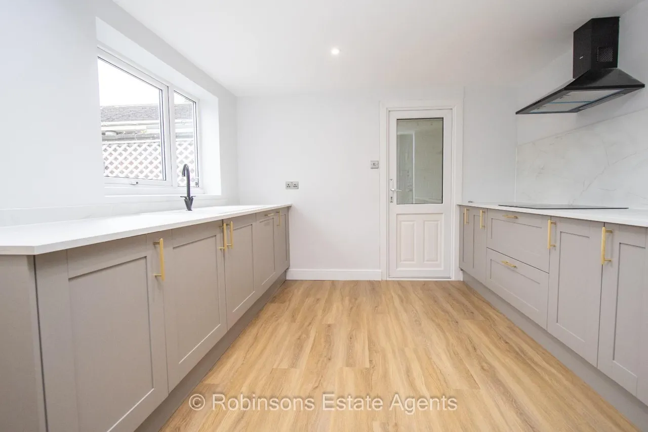 St. Marys Close, Shincliffe, DH1, photo 8
