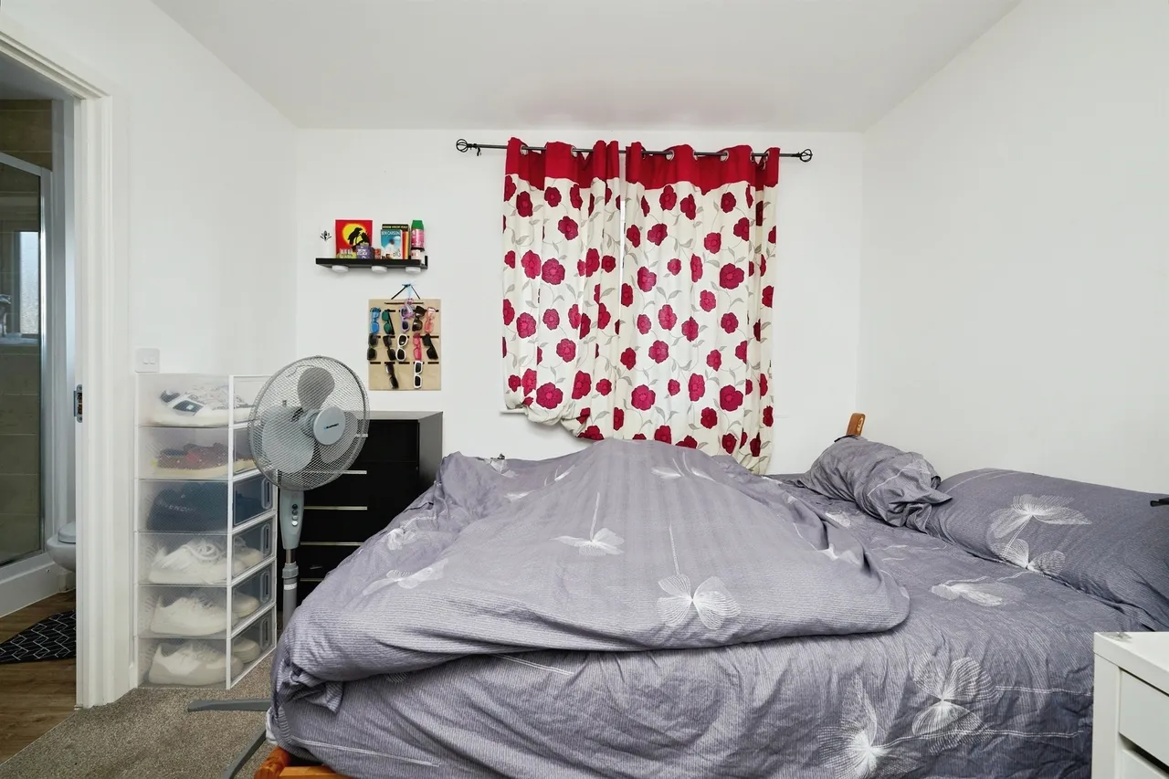 Kentwell Road, Peterborough, PE7, photo 8