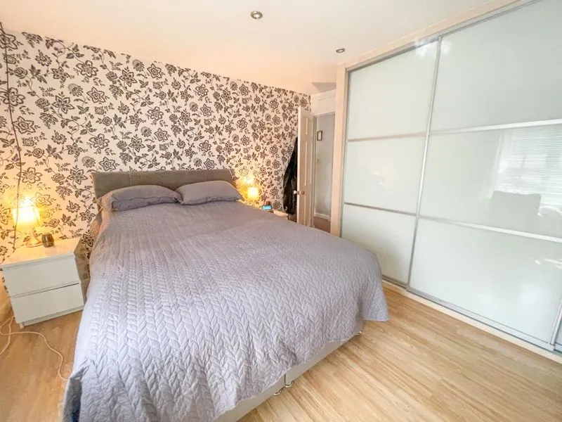 High Street, Westoning MK45 5JG, photo 7