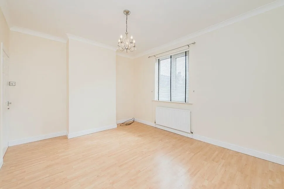 Hugh Street, Castleford, WF10, photo 6