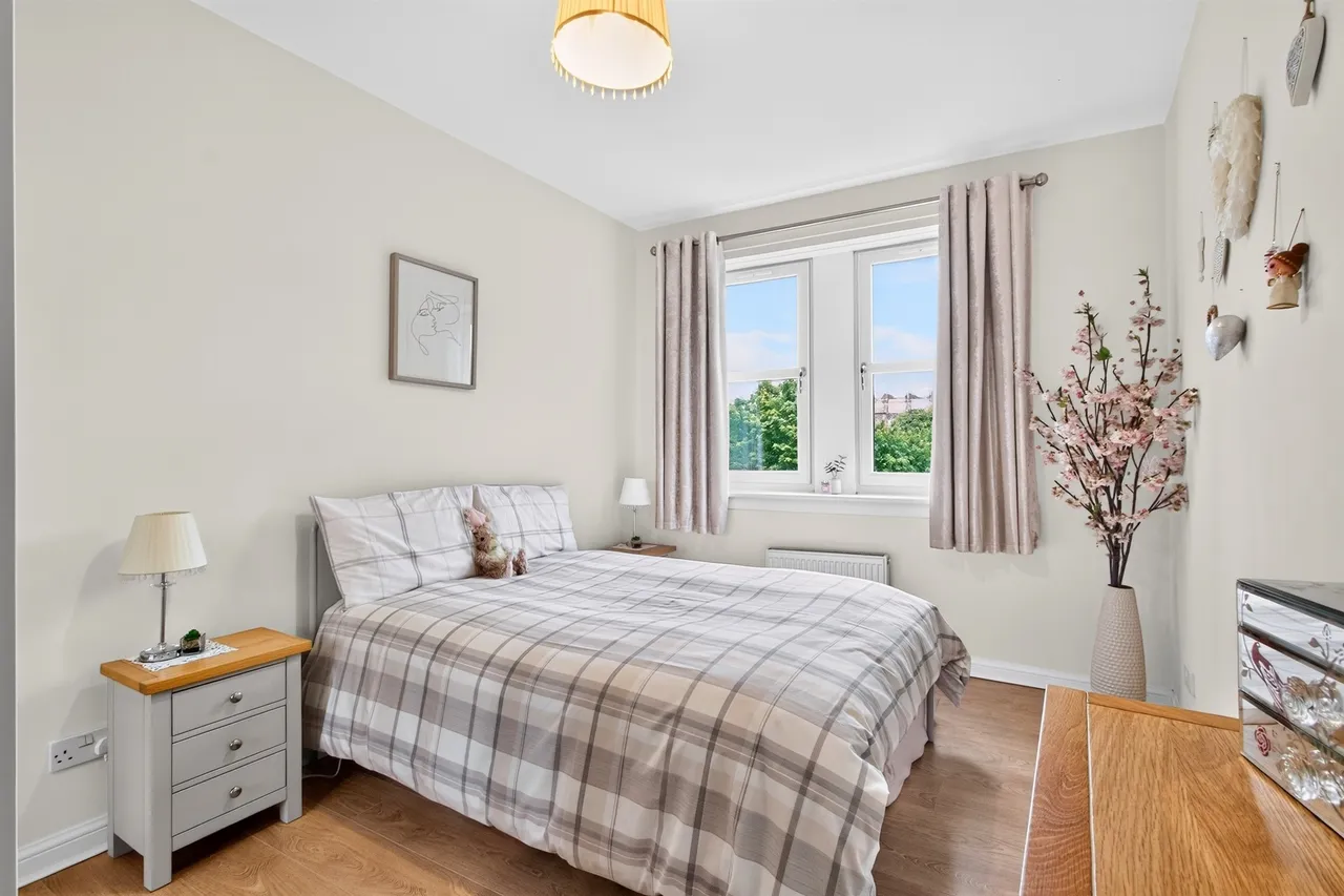 St. Ninian Terrace, Glasgow, G5, photo 12