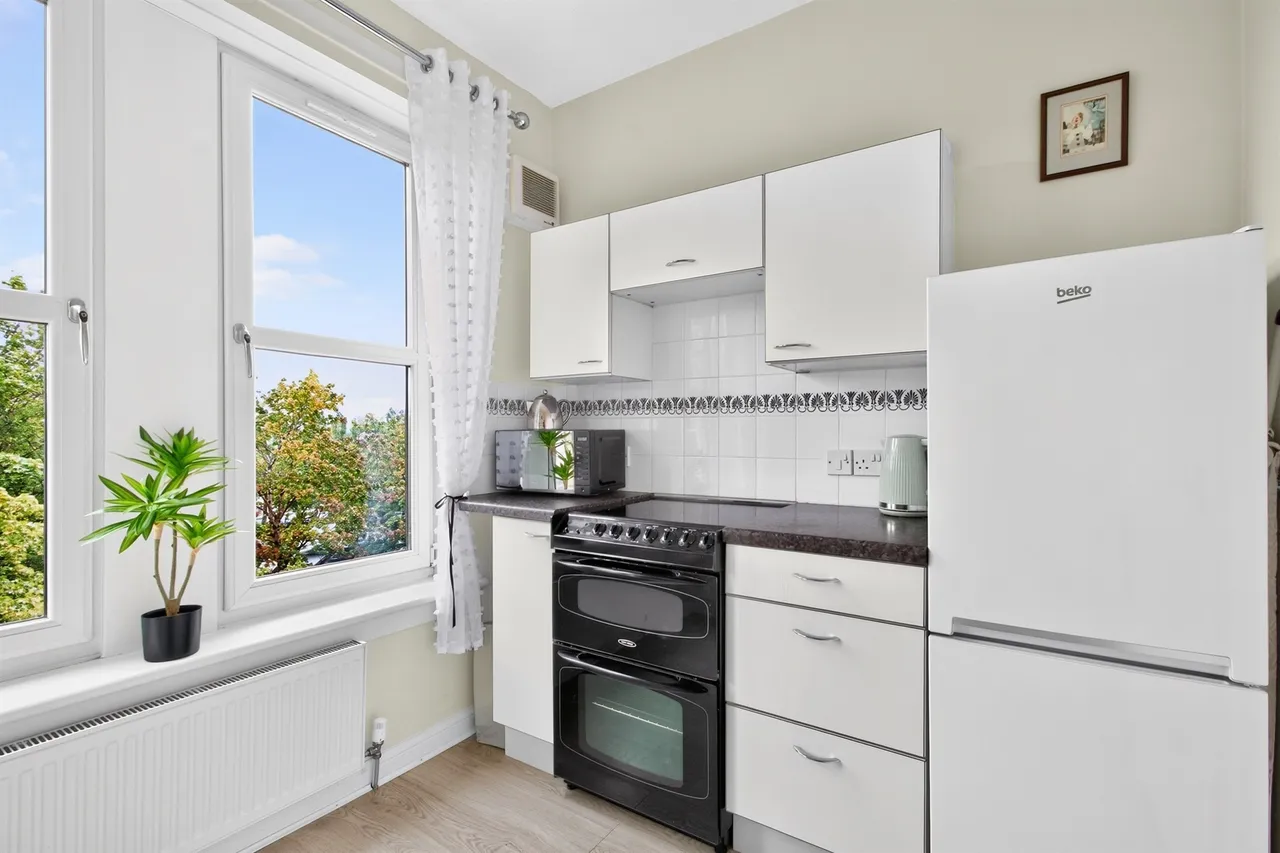 St. Ninian Terrace, Glasgow, G5, photo 9