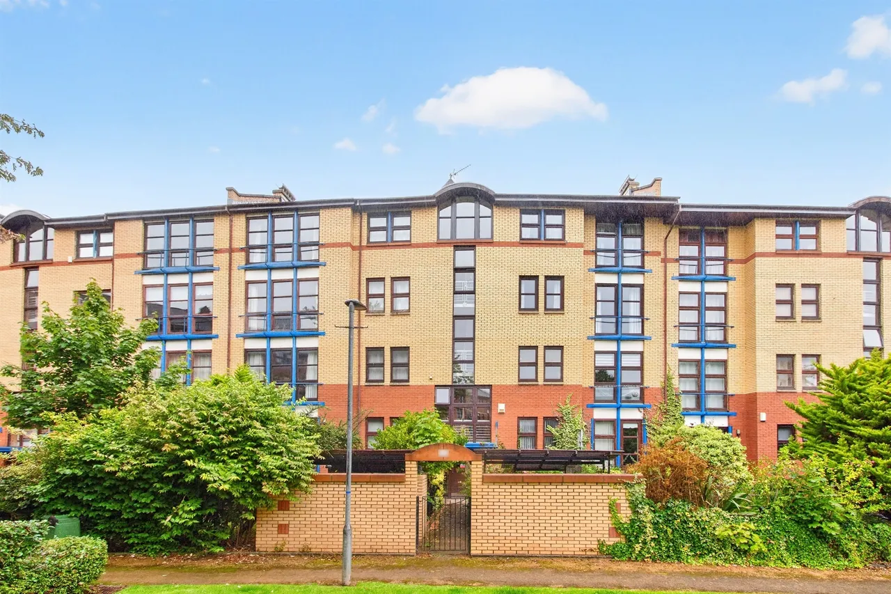 1 bed flat for sale, St. Ninian Terrace, Glasgow, G5