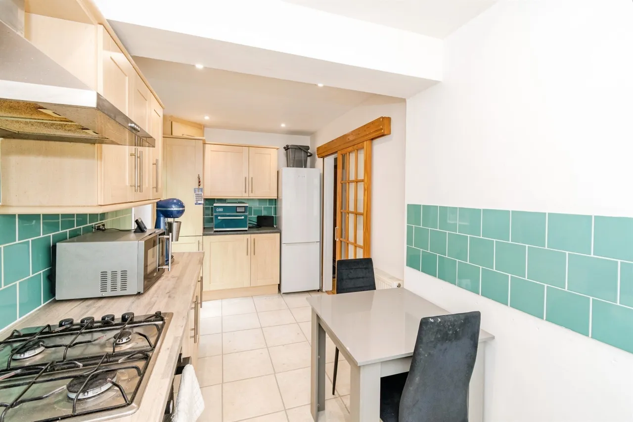 Crescent Road, North Baddesley, SO52, photo 5