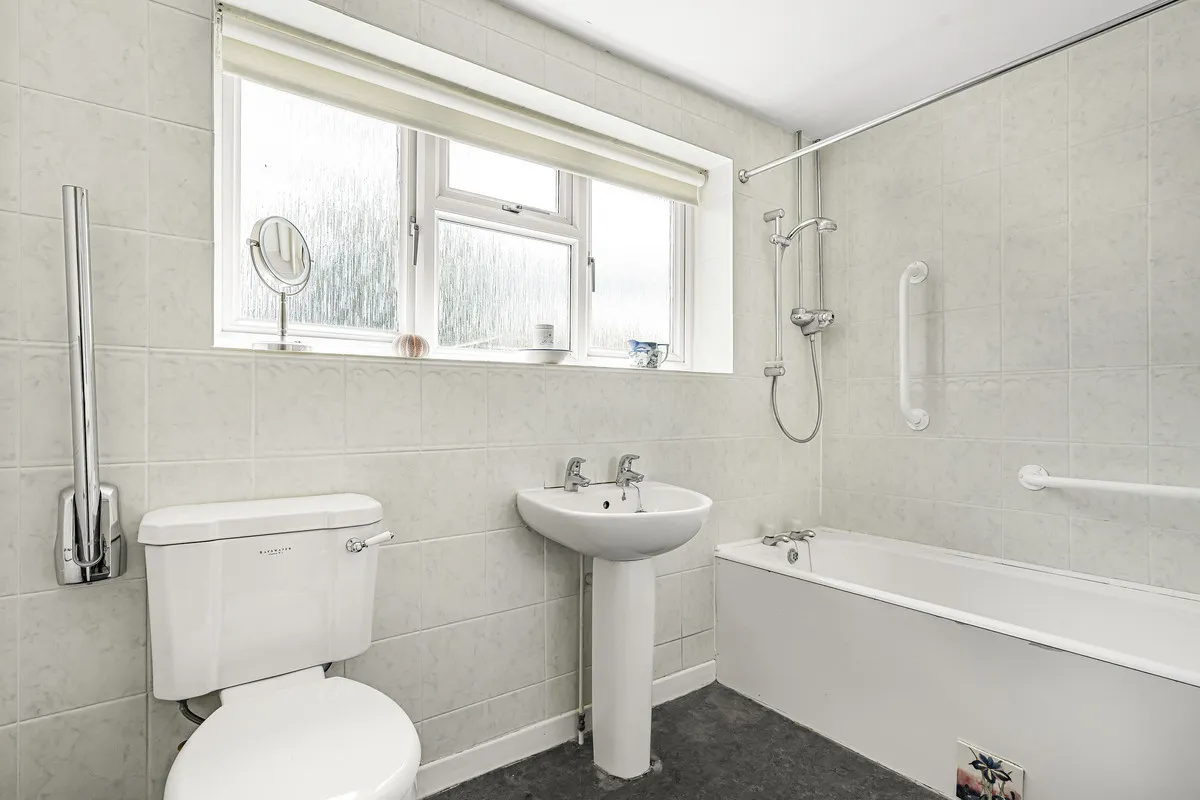 Exeter Road, Kidlington, photo 8