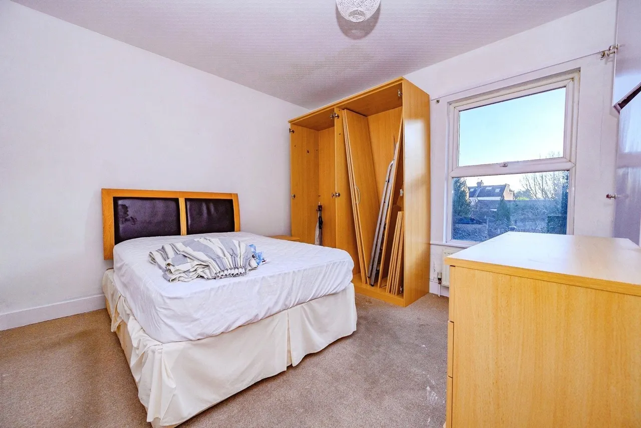 Butlin Road, Luton, Bedfordshire, LU1, photo 7