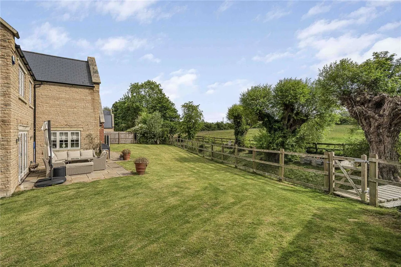 Baldwin Place, Upper Brailes, Banbury, Oxfordshire, OX15 5BF, photo 12