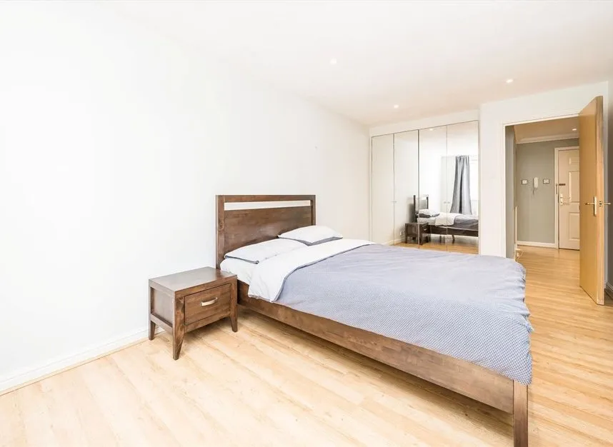 Millennium Drive, Isle Of Dogs, E14, photo 4