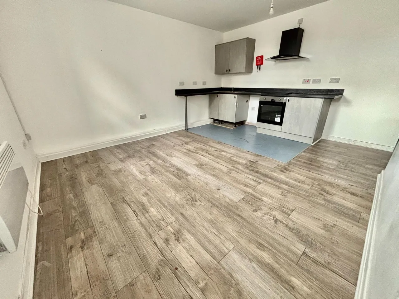 116 Wash Lane, Bury, BL9, photo 3