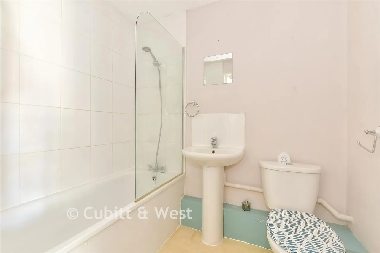 Richmond Avenue, Bognor Regis, PO21, photo 5