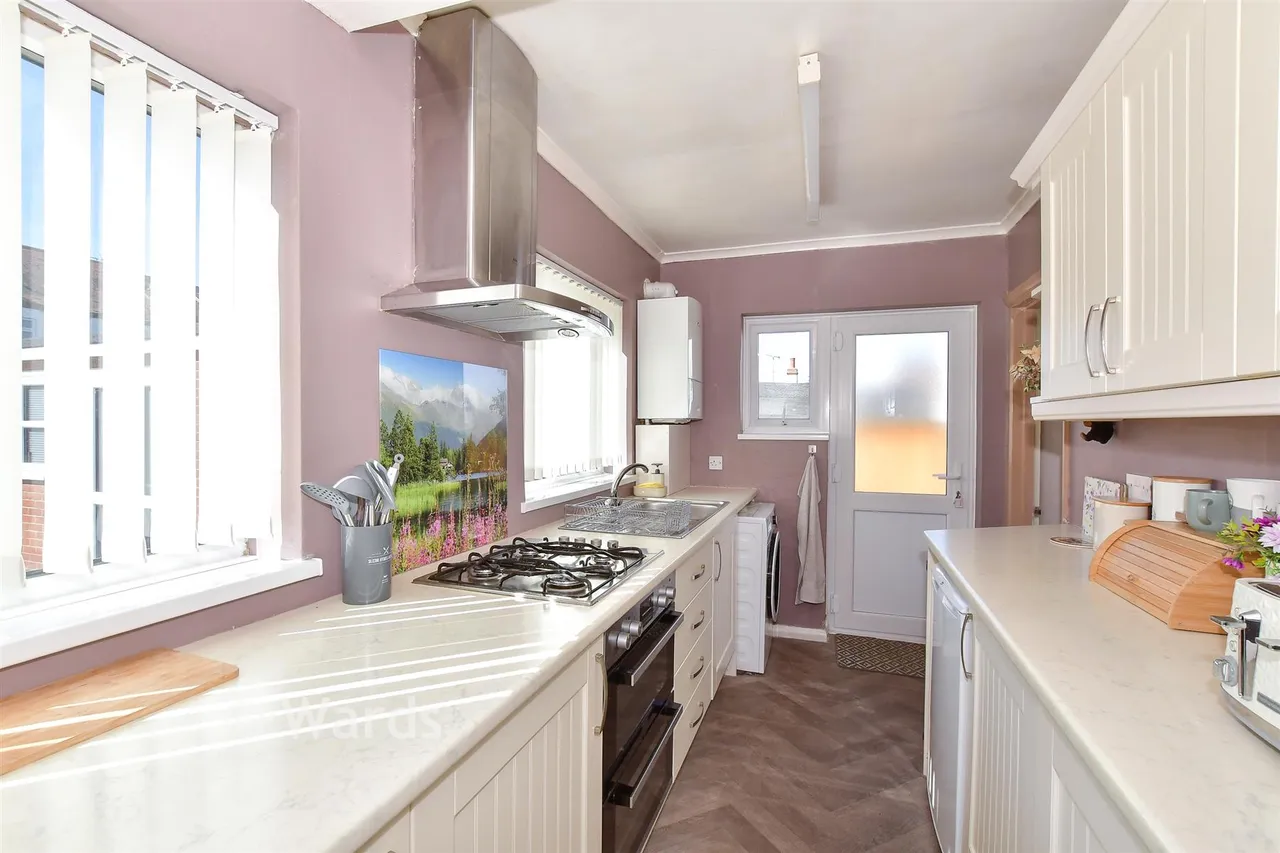 Albany Drive, Herne Bay, CT6, photo 8