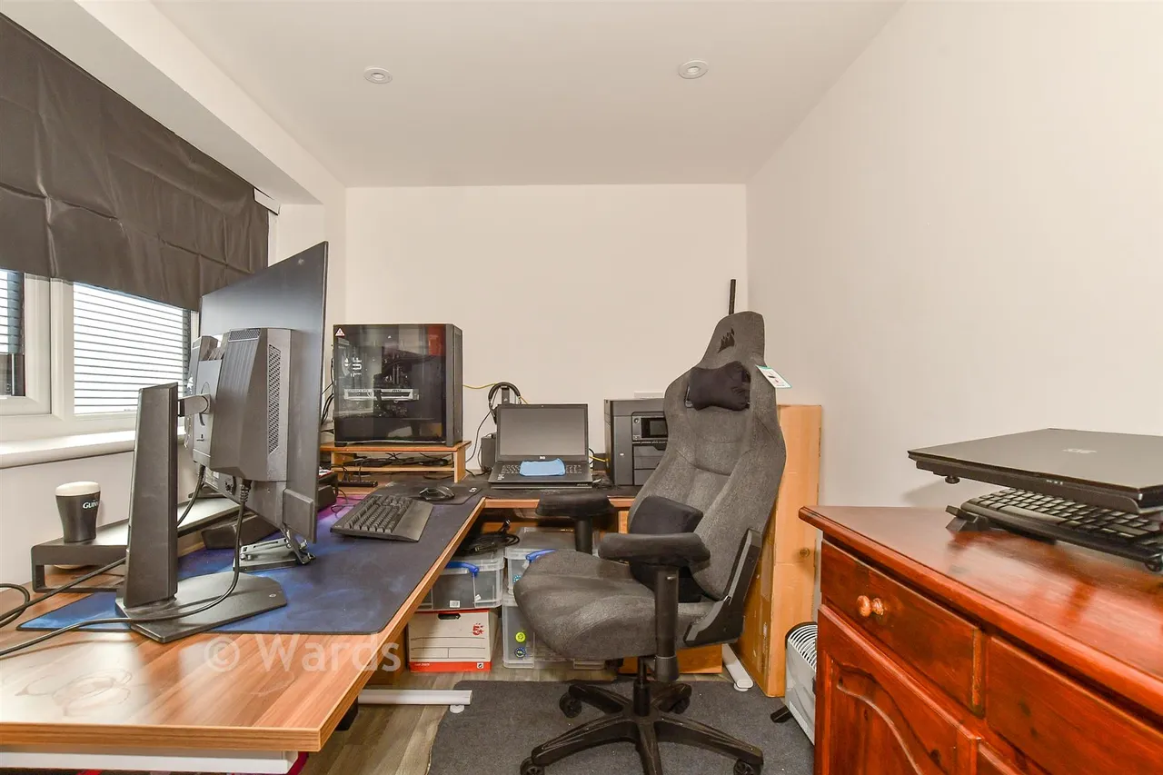 Albany Drive, Herne Bay, CT6, photo 10