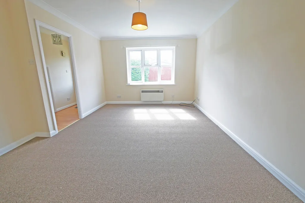 Lancresse Close, Uxbridge, photo 16