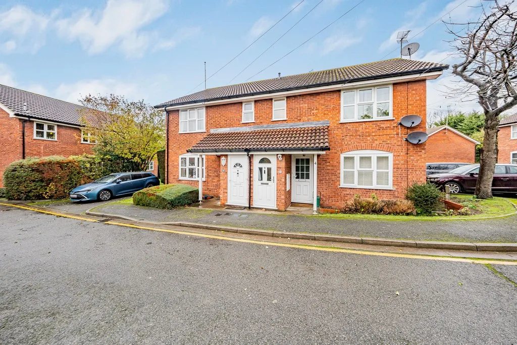Lancresse Close, Uxbridge, photo 3