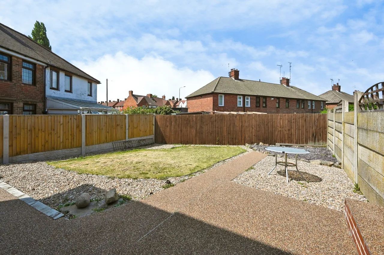 Kirkby Road, Sutton-In-Ashfield, NG17, photo 16