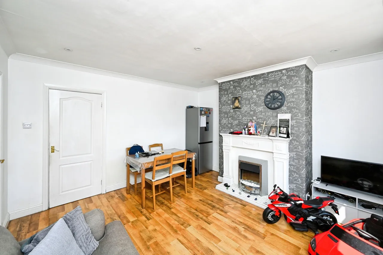 Kirkby Road, Sutton-In-Ashfield, NG17, photo 5