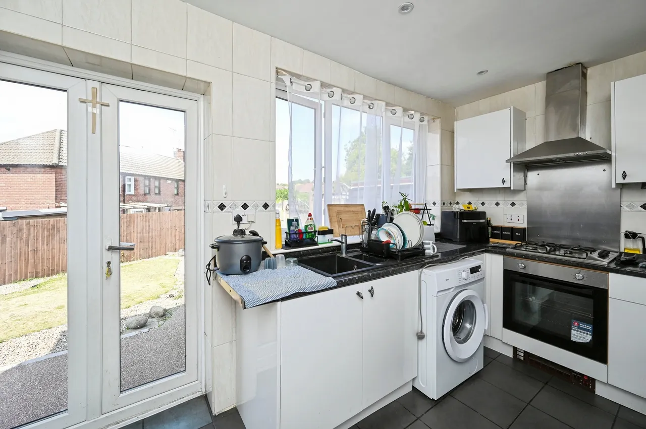 Kirkby Road, Sutton-In-Ashfield, NG17, photo 8