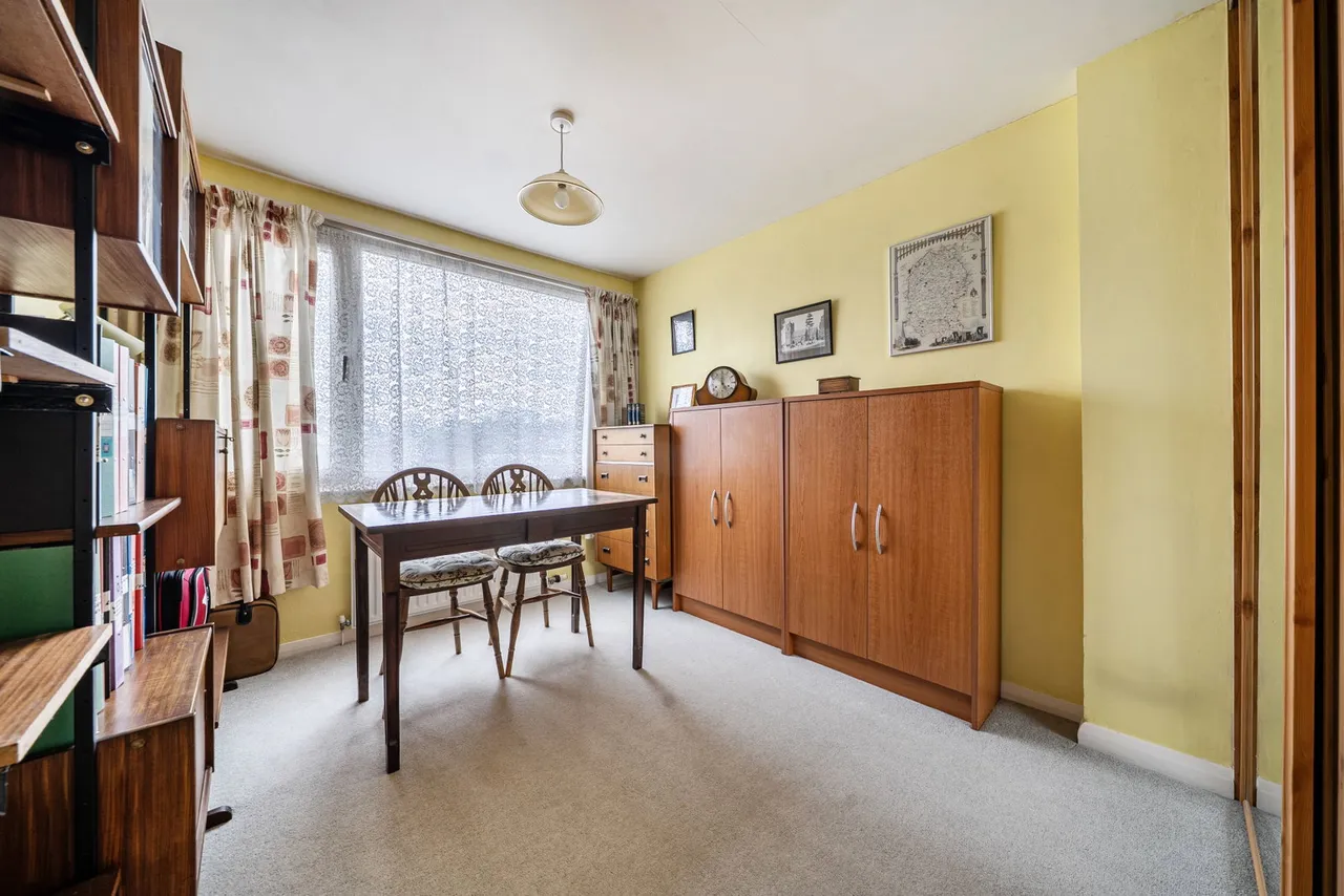 Newleaze Park, Broughton Gifford, photo 14