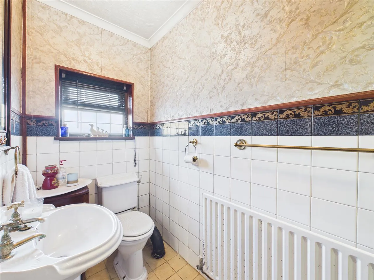Pine Gardens, Ruislip, HA4 9TE, photo 6