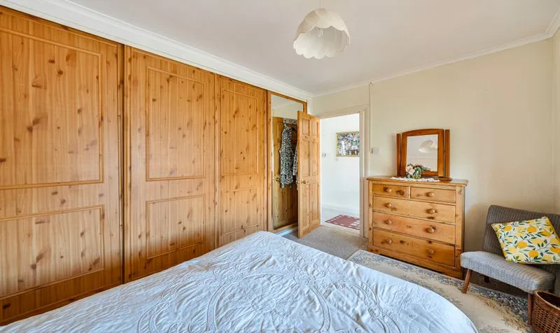 Beech Way, Epsom, KT17, photo 12