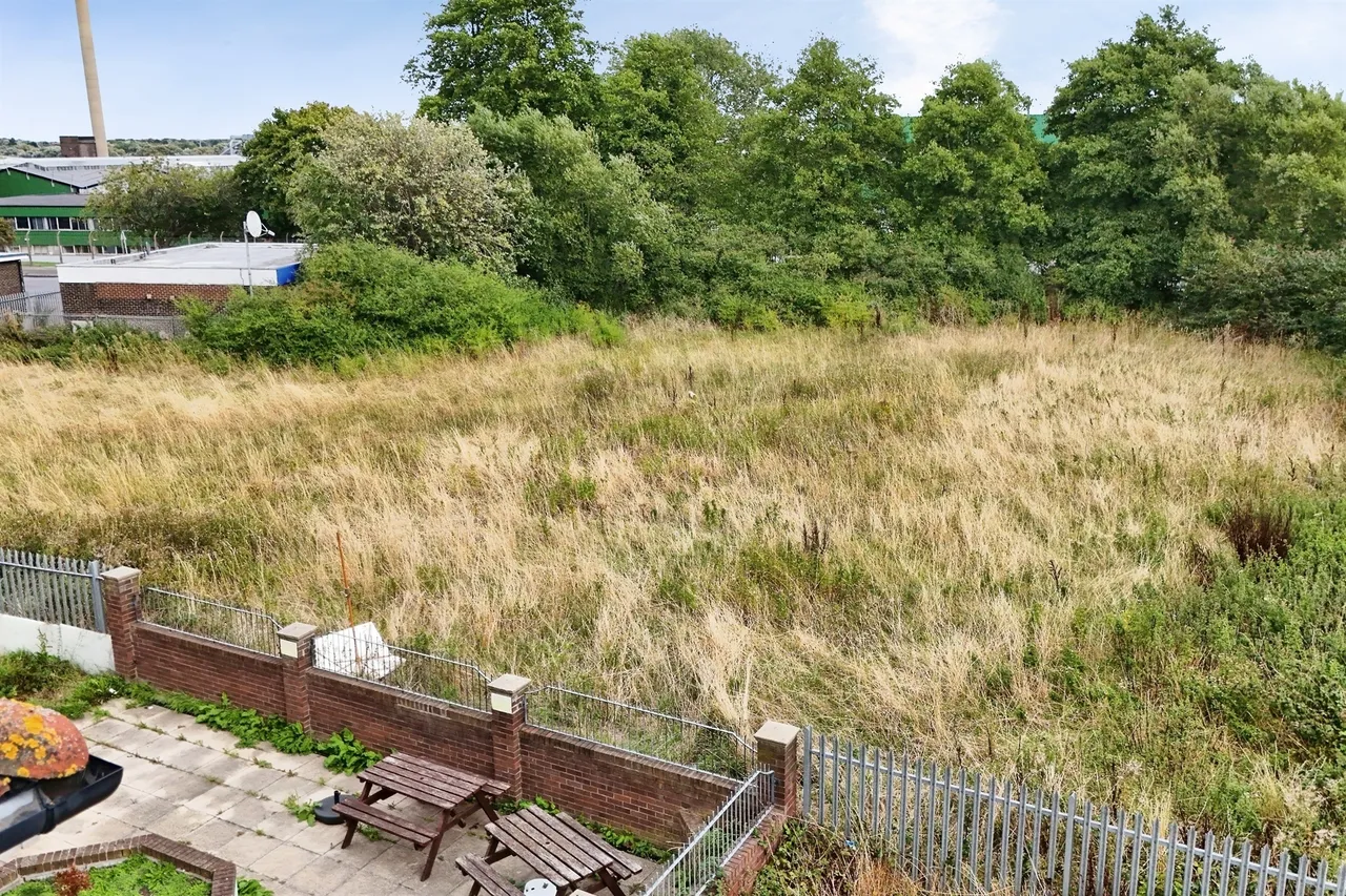 Easington Road, Hartlepool, TS24, photo 8