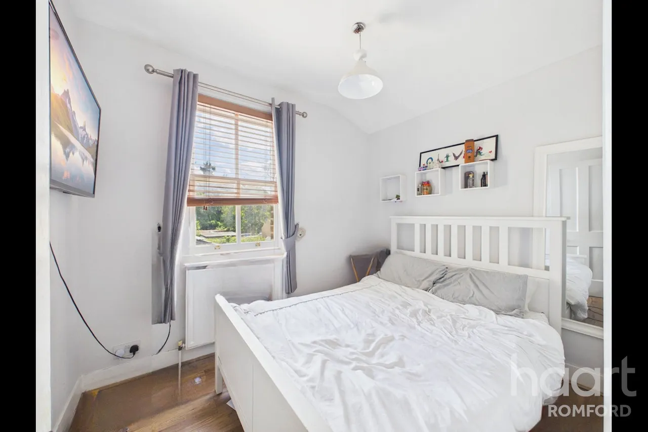 Western Road, Romford, RM1, photo 22