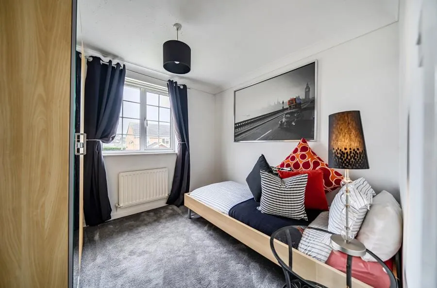 Thames Avenue, Swindon, SN25, photo 24